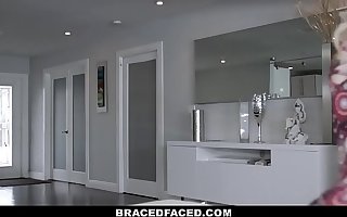 Bracefaced - Hot Teen With Braces Fucked During First Rendezvous
